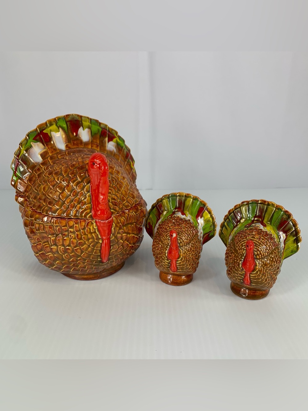 Ceramic Turkey Salt & Pepper Shakers Gravy / Cranberry Dish Bowl w/ Lid Vtg 1990